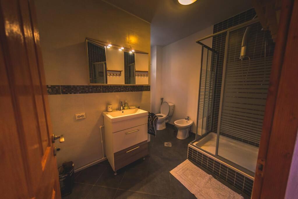 Horace Guesthouse Pool & Hot Tub & Bikes & River Dejani Dış mekan fotoğraf