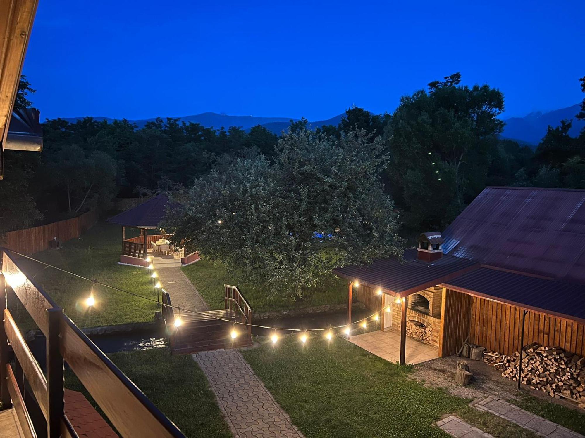 Horace Guesthouse Pool & Hot Tub & Bikes & River Dejani Dış mekan fotoğraf