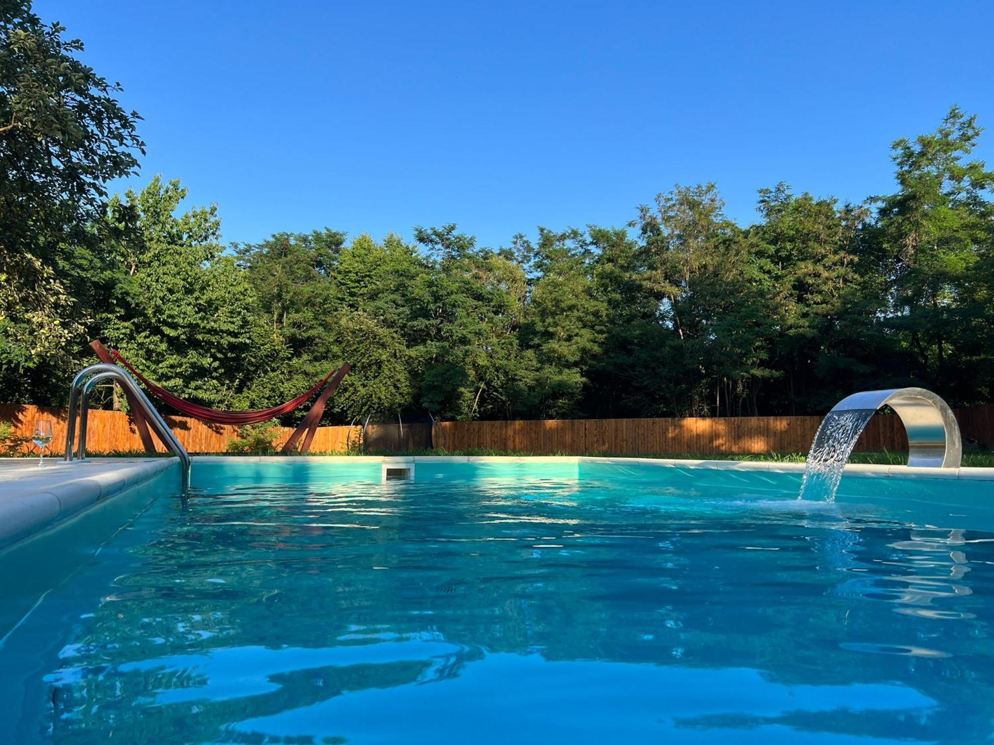 Horace Guesthouse Pool & Hot Tub & Bikes & River Dejani Dış mekan fotoğraf